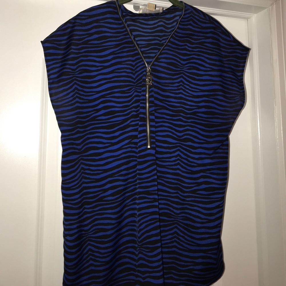 🔹 Zebra Print Michael Kors Top